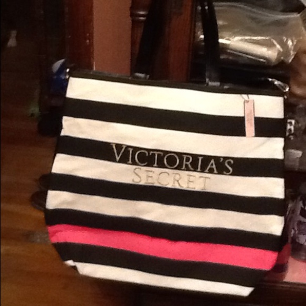 Wekender bag brand new